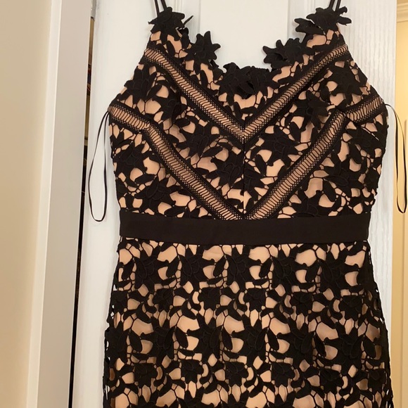 Party dress - Picture 2 of 7